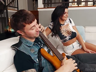 RealityJunkies - Mature's Cuckold 21 Scene 3 - Band Bitch Becky 1 - Chad Alva